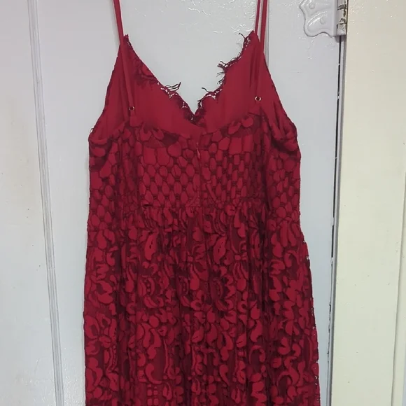 Red Spaghetti Strap Midi Sundress - Picture 4 of 6